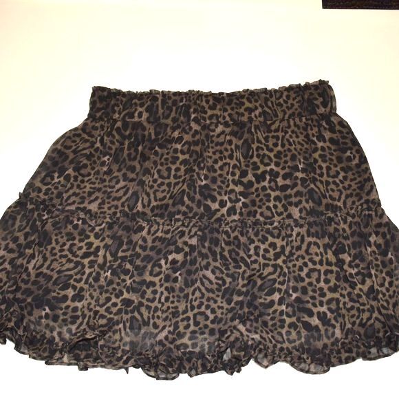 Gab & Kate Leopard Print Ruffle Mini Skirt L High Waist Flowy Boho Trendy - Picture 3 of 11